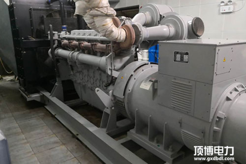 24KW-1800KW帕金斯柴油发电机组价格表